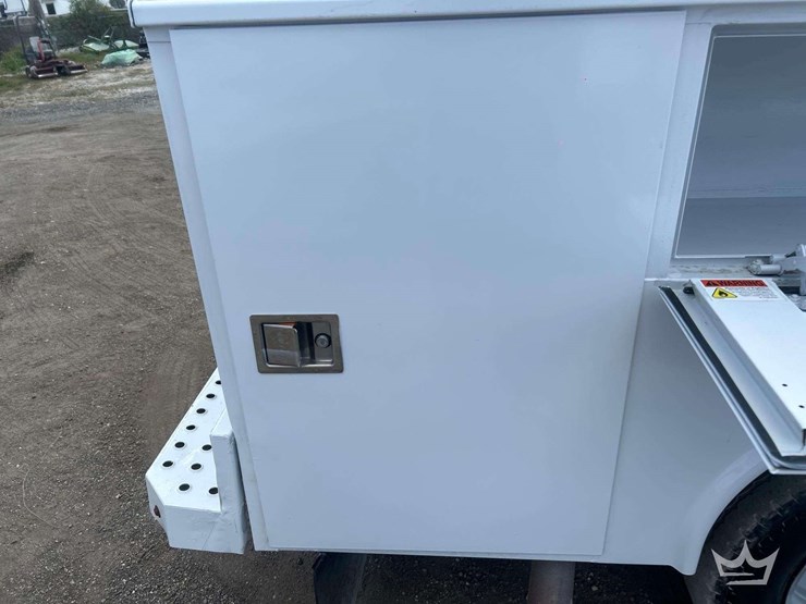 2018-ford-f350-image-30