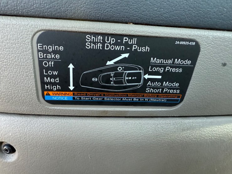 2018-freightliner-cascadia-125-image-48