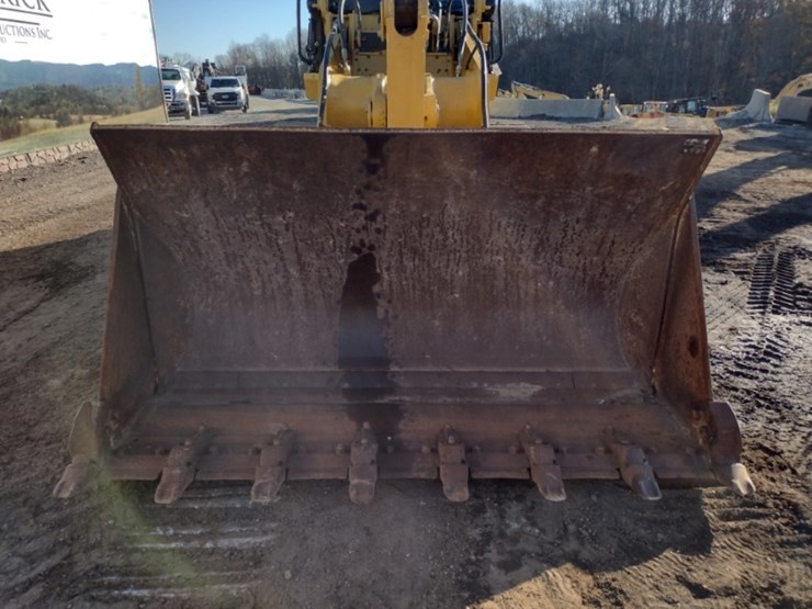 caterpillar-963k-image-17