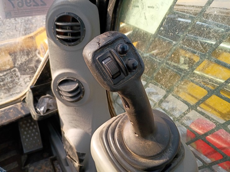 2012-caterpillar-289c-image-63