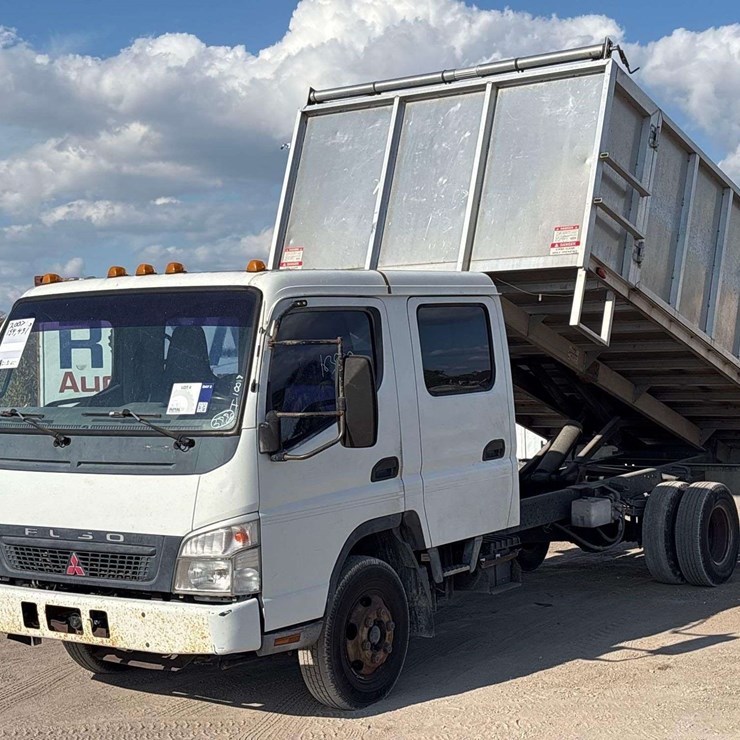 2007 MITSUBISHI FUSO FE84D