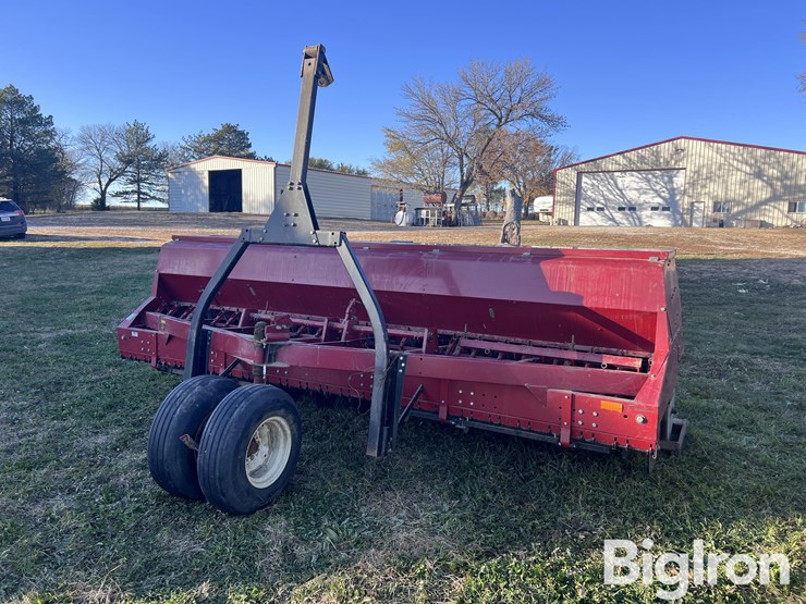 international-6200-image-1