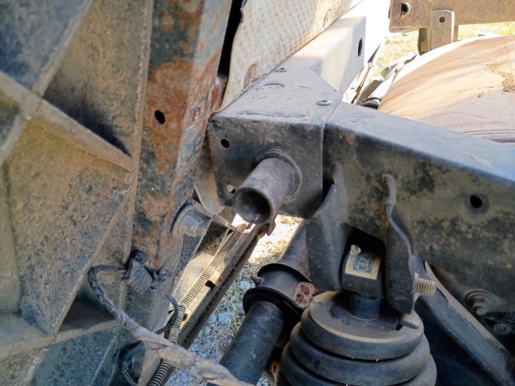 #22111-•-2022-can-am-hd-10-4-seater-side-by-side-image-48