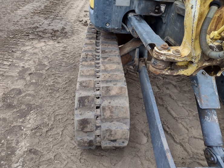 yanmar-vio35-image-41