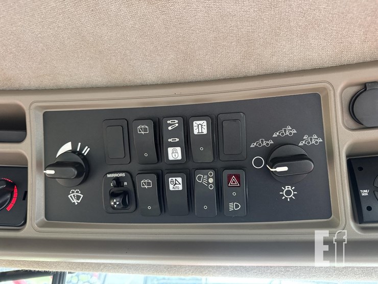 2012-case-ih-steiger-600-quadtrac-image-27