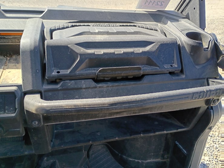 #22111-•-2022-can-am-hd-10-4-seater-side-by-side-image-26