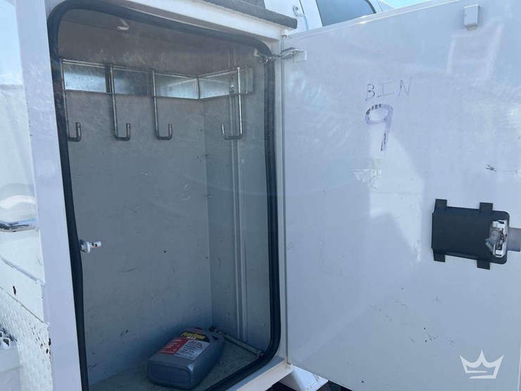 2017-ford-f750-image-36