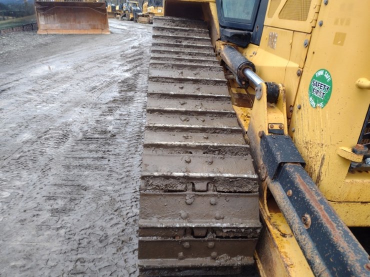 caterpillar-d6n-xl-image-37