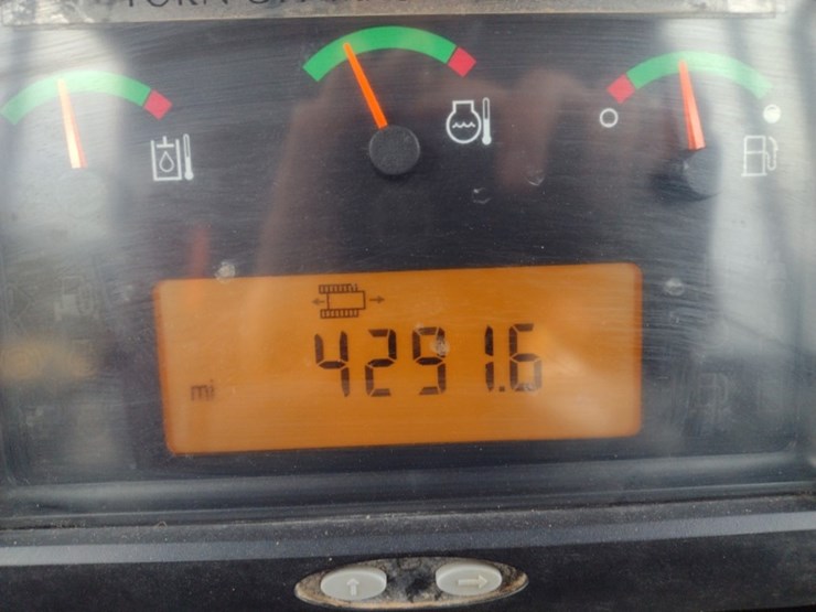 caterpillar-14-image-6