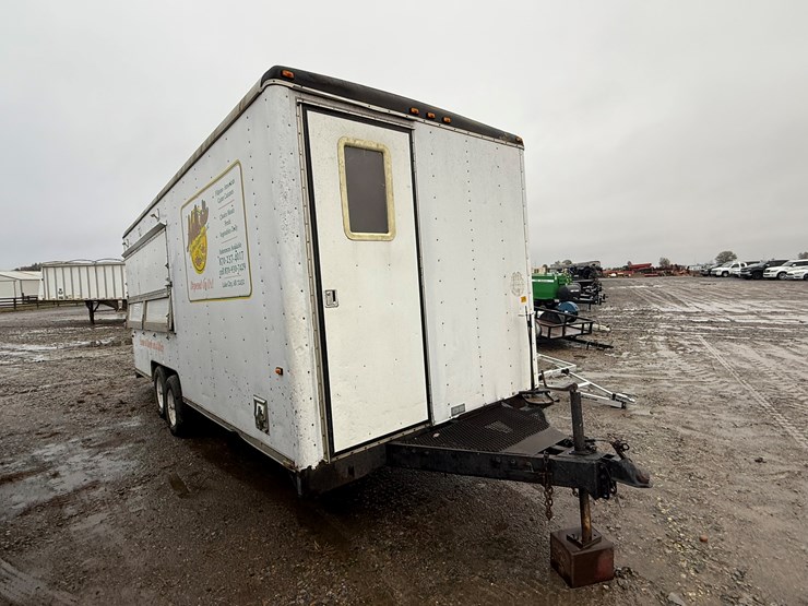 1992-cargo-wells-image-3