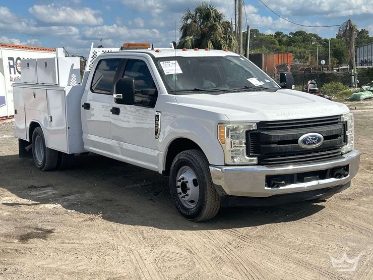 2018-ford-f350-image-2