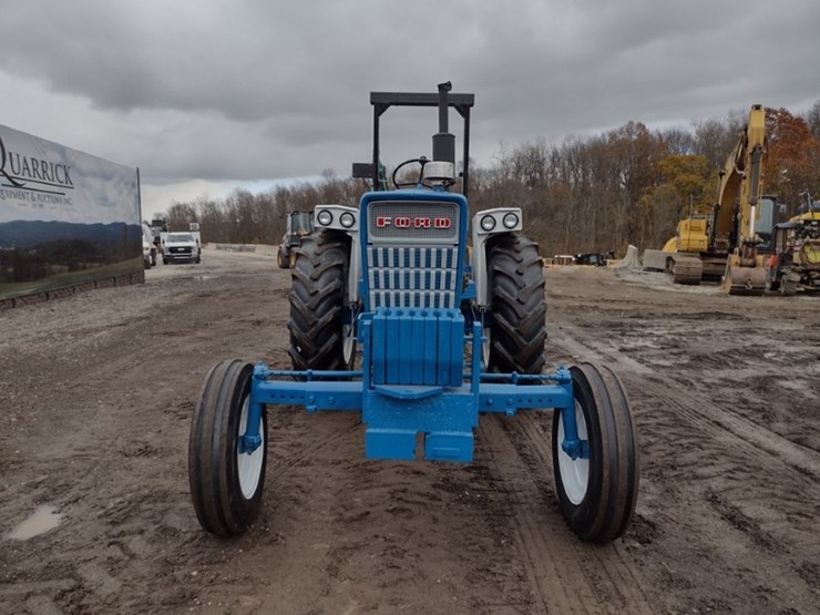 70-ford-5000-image-2