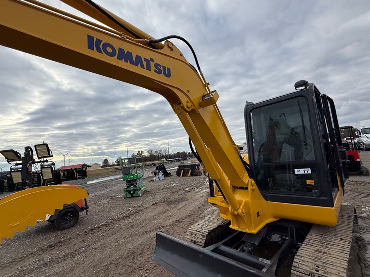 komatsu-pc56-7-image-29