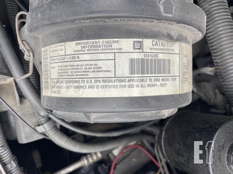 2002-chevrolet-express-2500-image-23