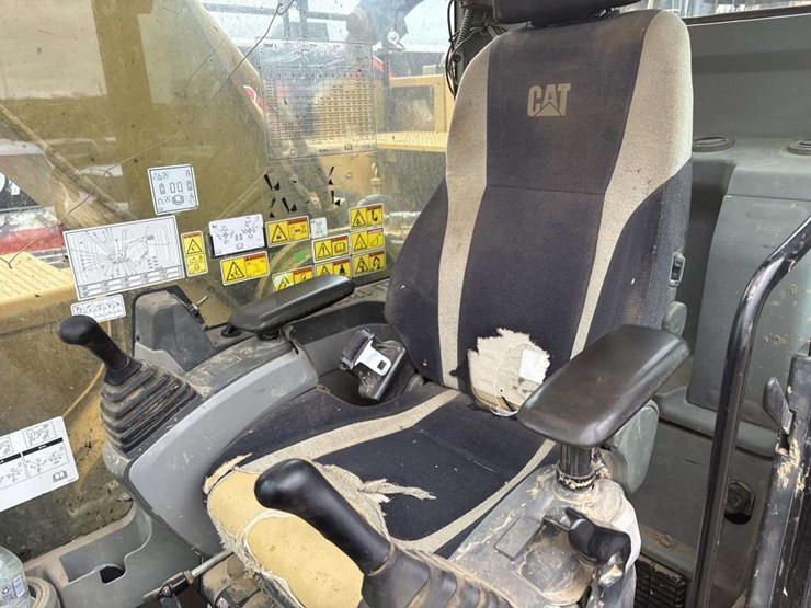 caterpillar-336fl-image-22