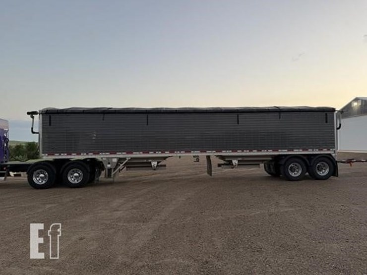 2024-wilson-pacesetter-w/-pup-image-7