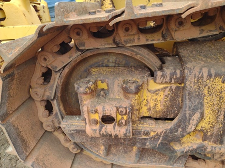 komatsu-d61ex-23-image-28