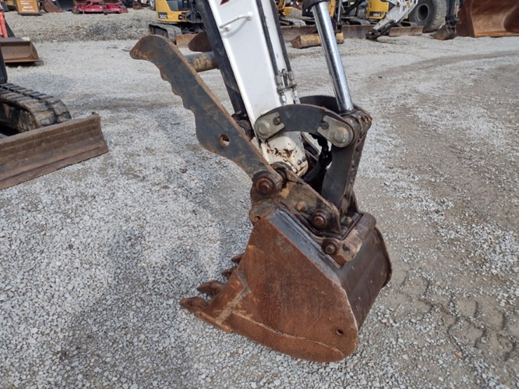 18-bobcat-e35-image-18