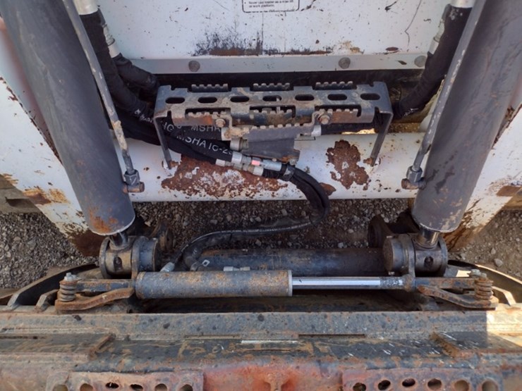 19-bobcat-t870-image-17