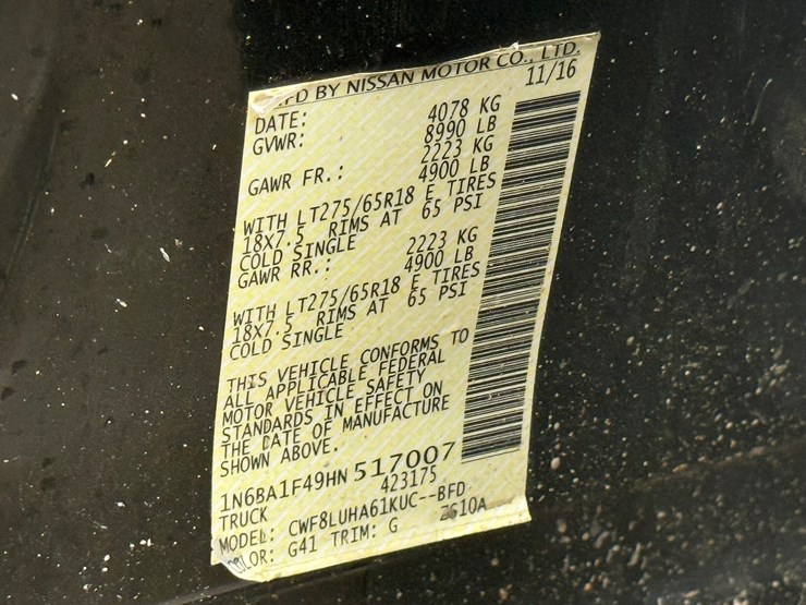 2017-nissan-titan-image-40