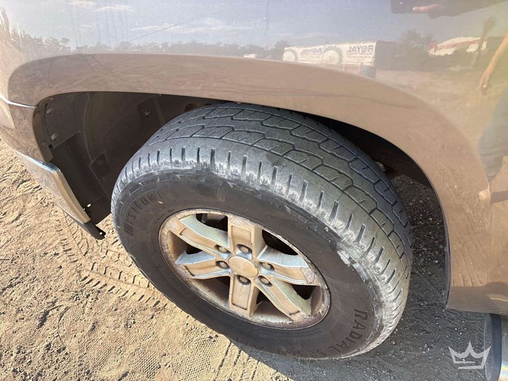 2011-gmc-sierra-1500-image-14