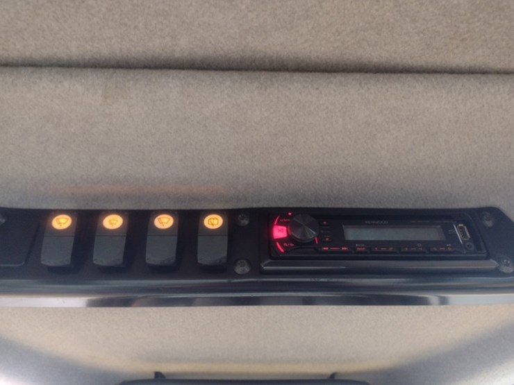 caterpillar-d6n-lgp-image-9