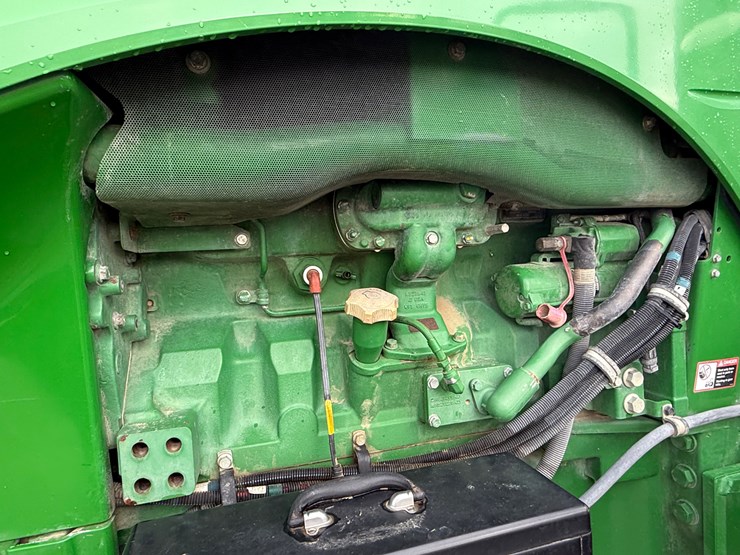 john-deere-8320rt-image-42