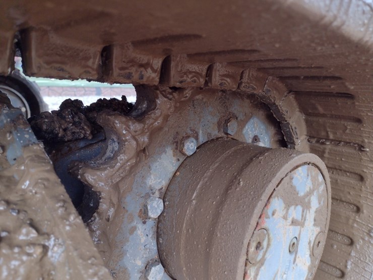 takeuchi-tb240-image-29