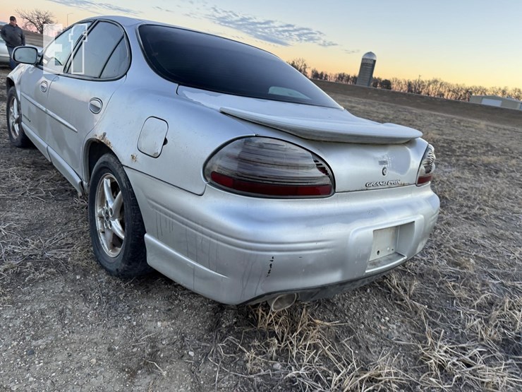 2003-pontiac-grand-prix-image-5