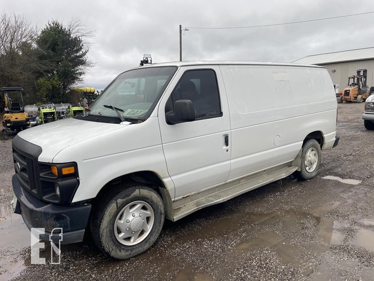 2008-ford-e150-image-2