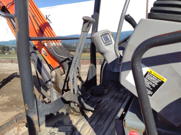 kubota-kx040-4-image-12