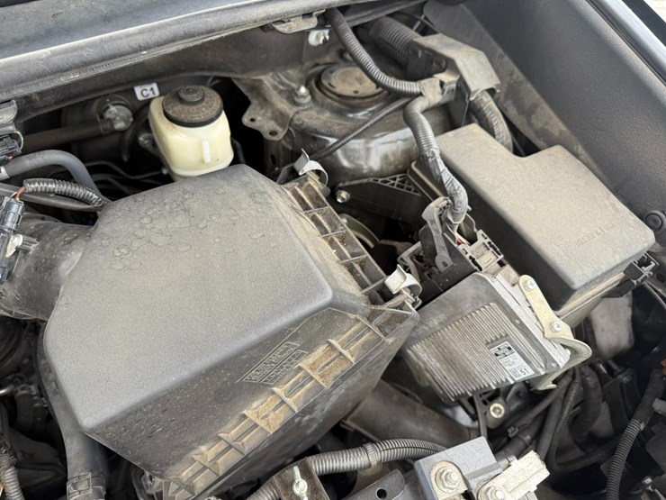 2018-toyota-rav4-image-23