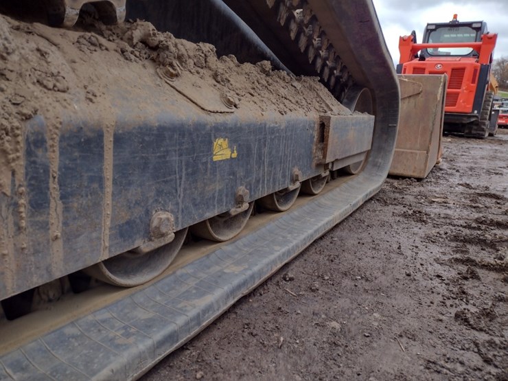 kubota-svl75-2-image-31