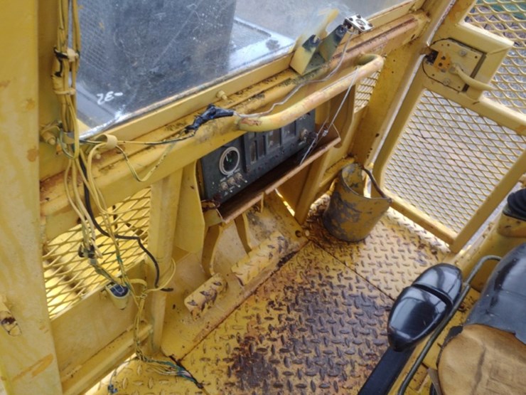 dressta-td8h-image-11