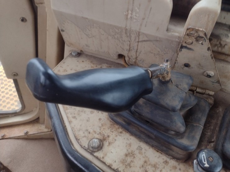 caterpillar-d8r-image-10