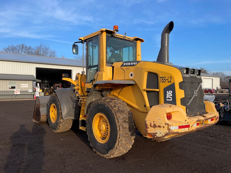 2013-volvo-l70g-image-7