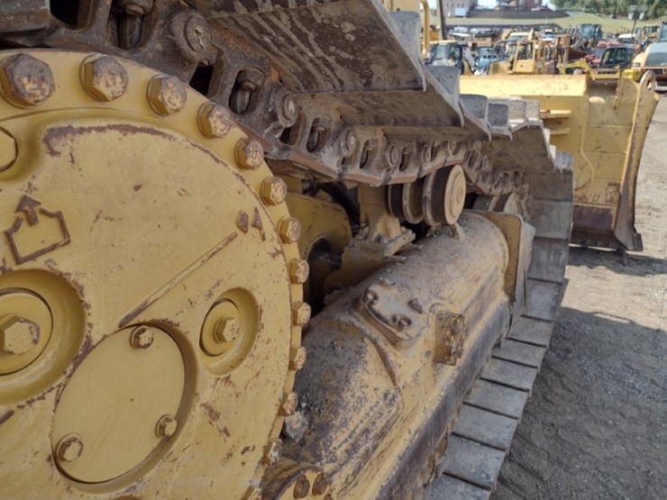 15-caterpillar-d6n-xl-image-34