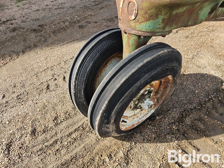 1947-oliver-70-image-12