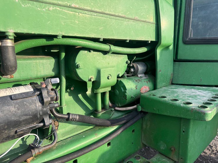 john-deere-4630-image-44