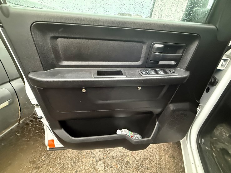 2019-dodge-1500-image-34