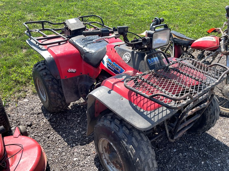 #1082-•-1986-kawasaki-300-atv-(no-registration-card)-image-2