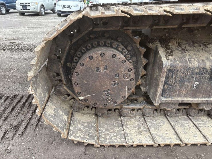 caterpillar-336fl-image-11