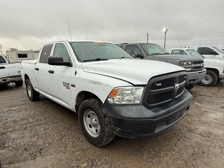 2019-dodge-1500-image-3