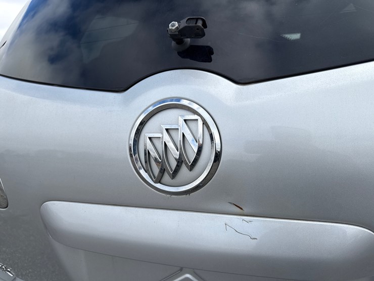 2015-buick-enclave-image-8