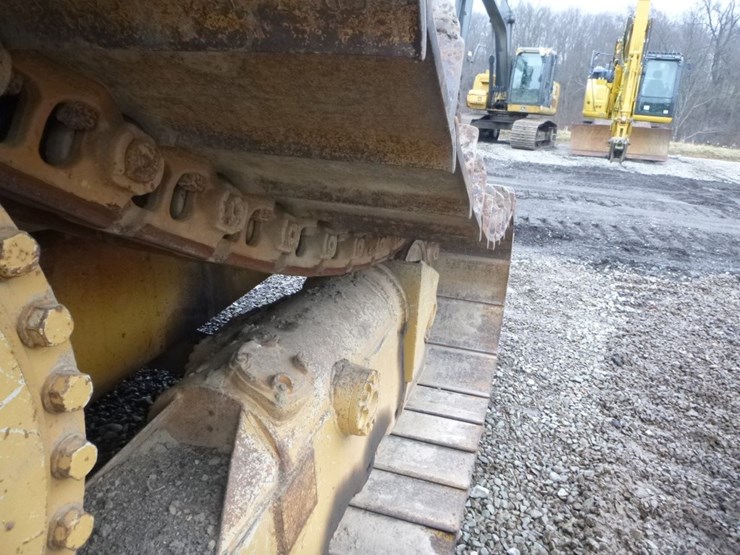 caterpillar-d6h-image-27