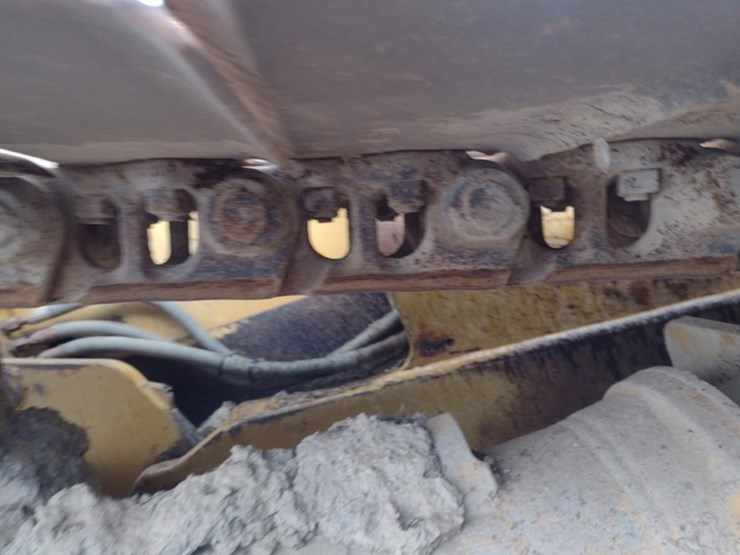 caterpillar-d6n-lgp-image-36