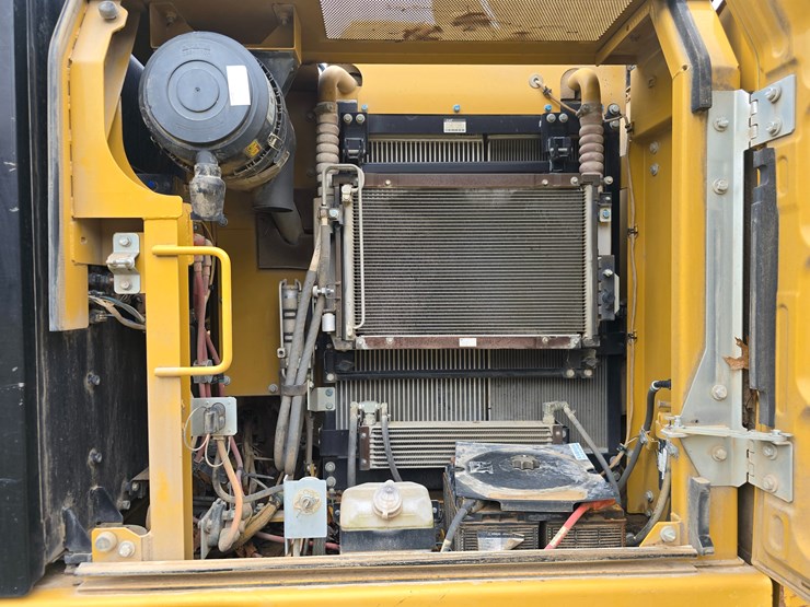 2015-caterpillar-316el-image-80