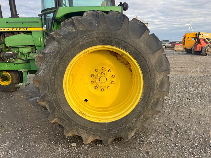 john-deere-4630-image-69