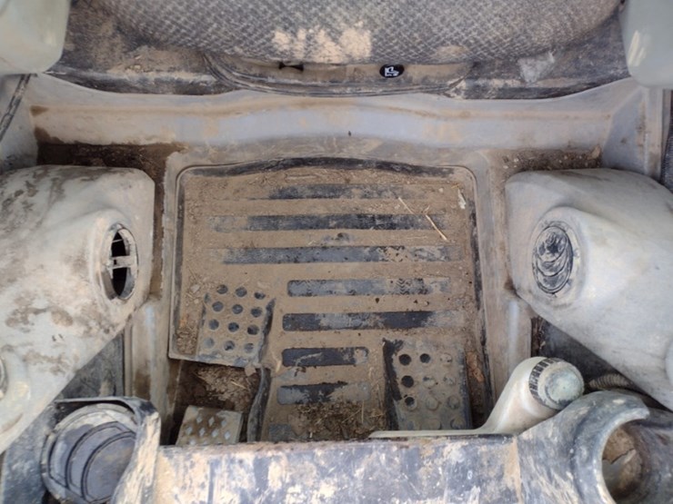 caterpillar-279c-image-13