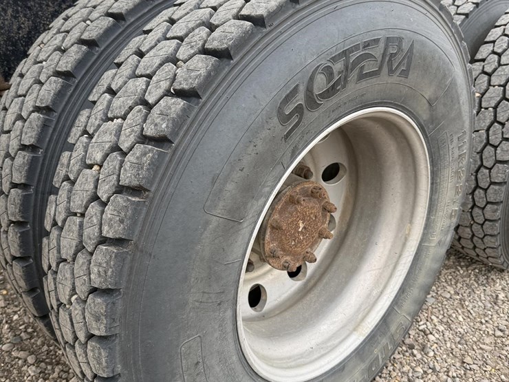 2003-kenworth-t2000-image-7